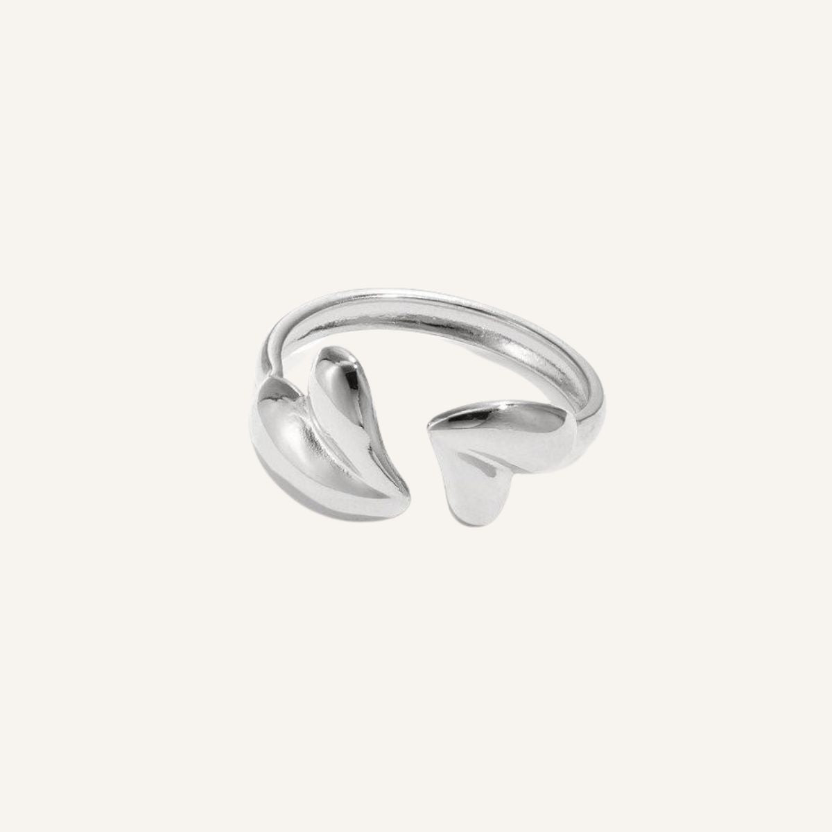 Anillo Latido · Anillo abierto con doble corazón