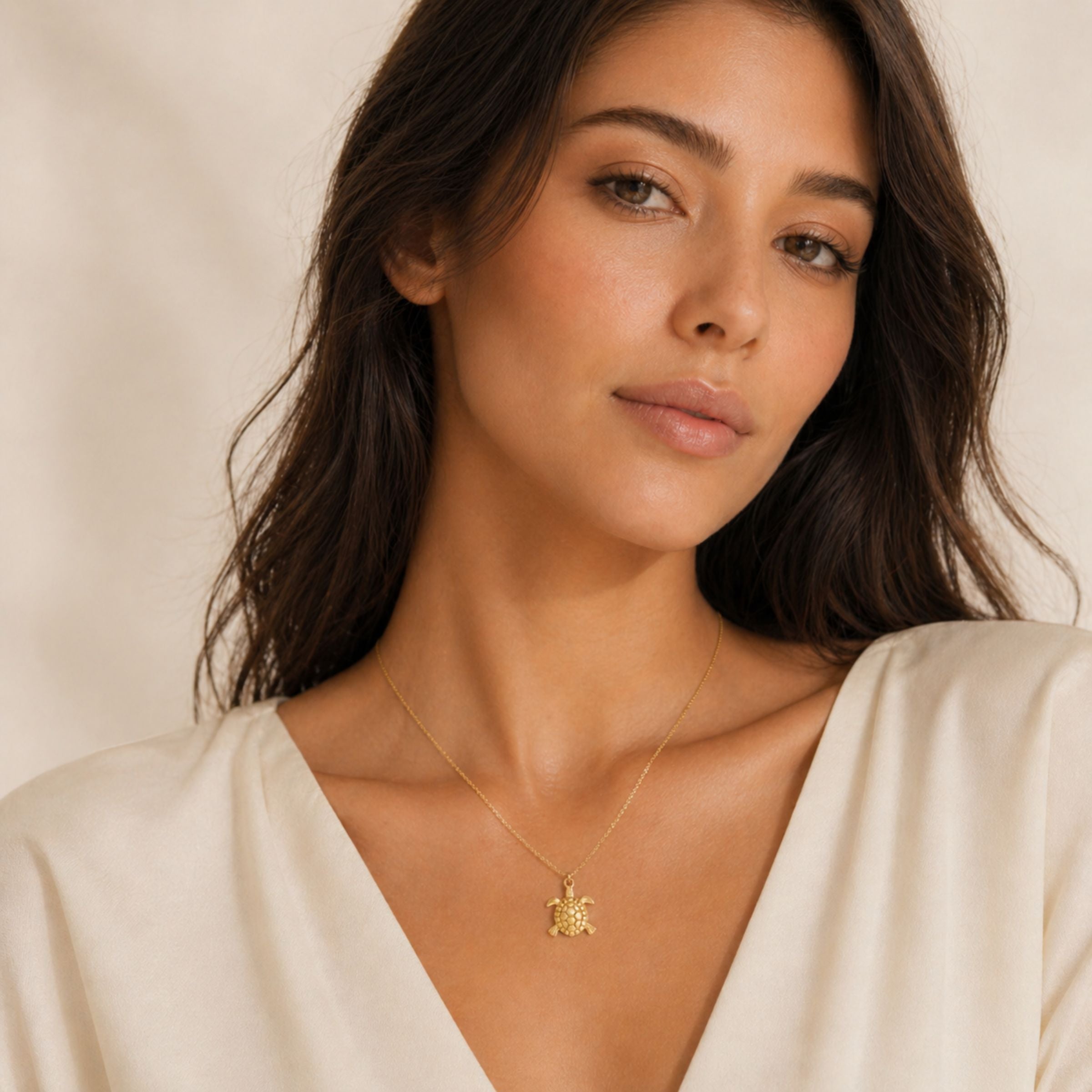 Collar Origen · Collar con colgante de tortuga